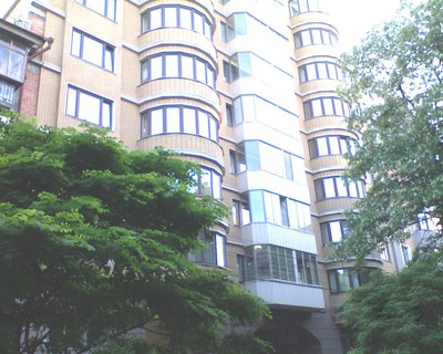 дом на Кропивницкого, 10