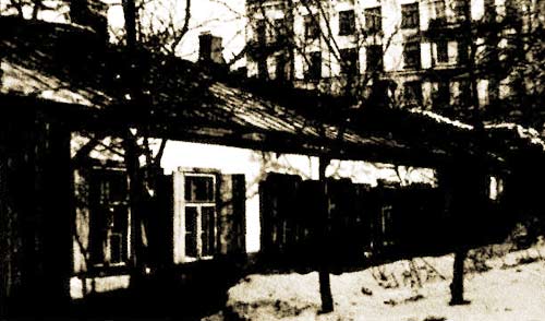 Вул. Львівська, 19/16 (флігель)