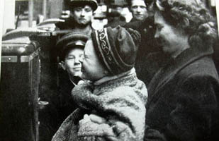 В трамвае 50-х гг. Фото из архива Киевского музея электротранспорта